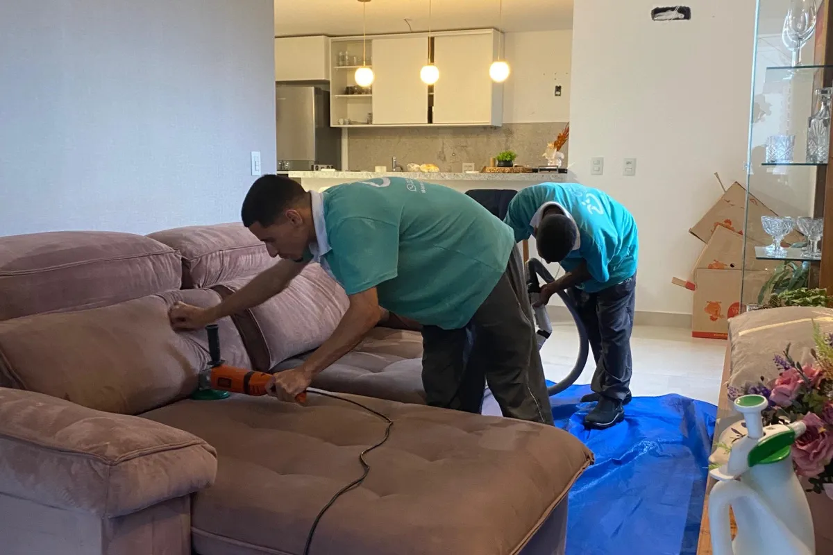 Limpeza de Sofá em Juiz de Fora - CleanSOS JF